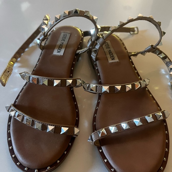 Steve Madden Travel Sandal - Picture 2 of 3